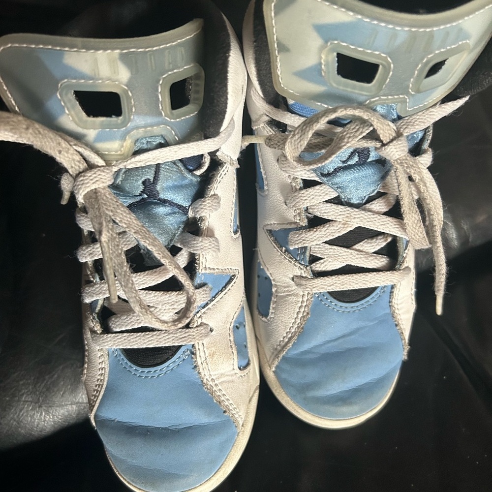 Kids High-Top Sneakers in Blue and White